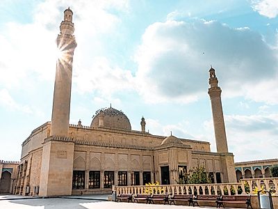 Sheki by Private Transfer with stops at Diri Baba Mausoleum & Shamaki Juma Mosque