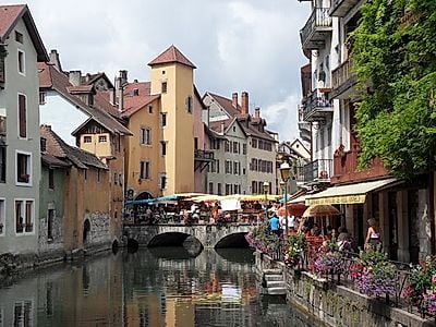 Perouges & Annecy Private Tour
