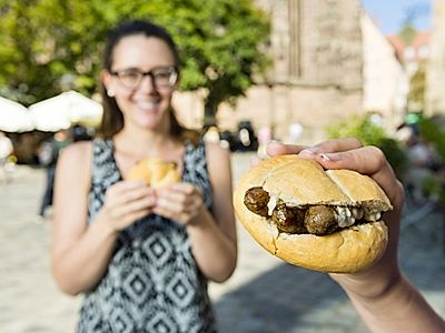 From Bratwurst to Gingerbread City Private Tour