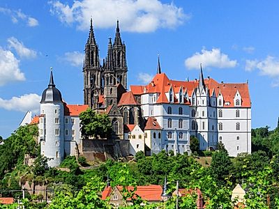 Upgrade to Berlin by Private Transfer with a Stop in Meissen