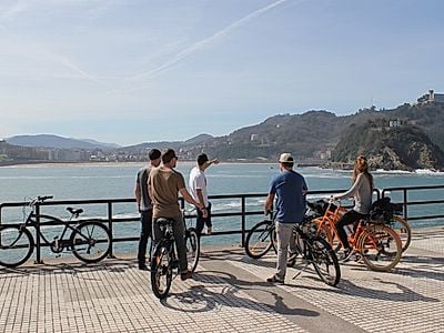 San Sebastian Small Group Bike Tour