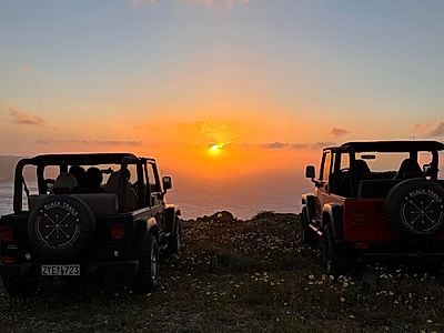 Sunset Jeep Small Group Tour