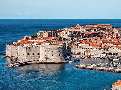Upgrade to Dubrovnik by Private Transfer with a Stop for Oyster Tasting